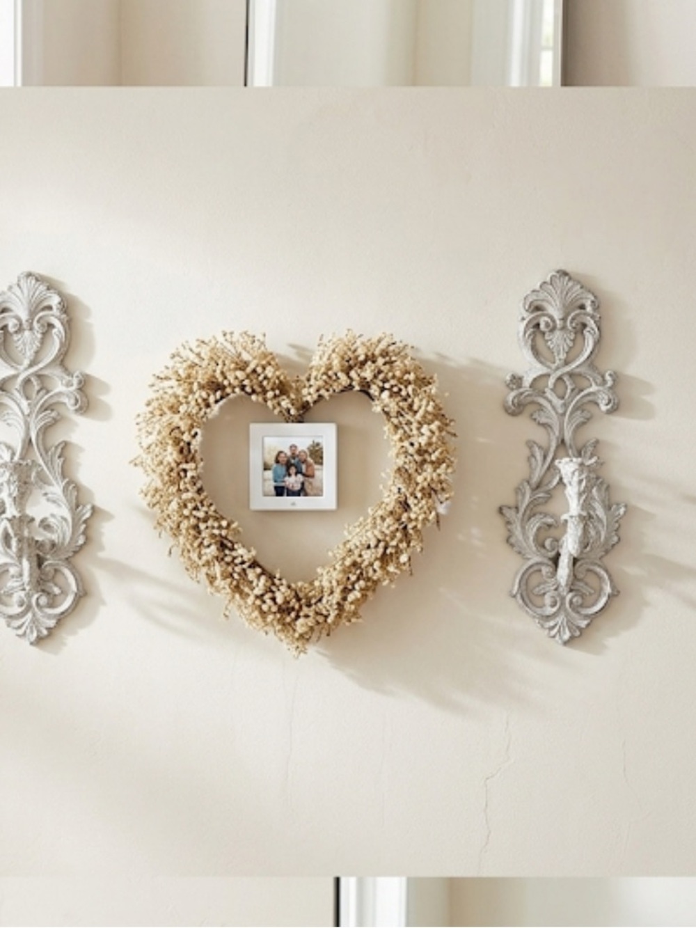 Heart-Shaped‎ Dried Flower Wreath in Cream - Decorative Wall Accent